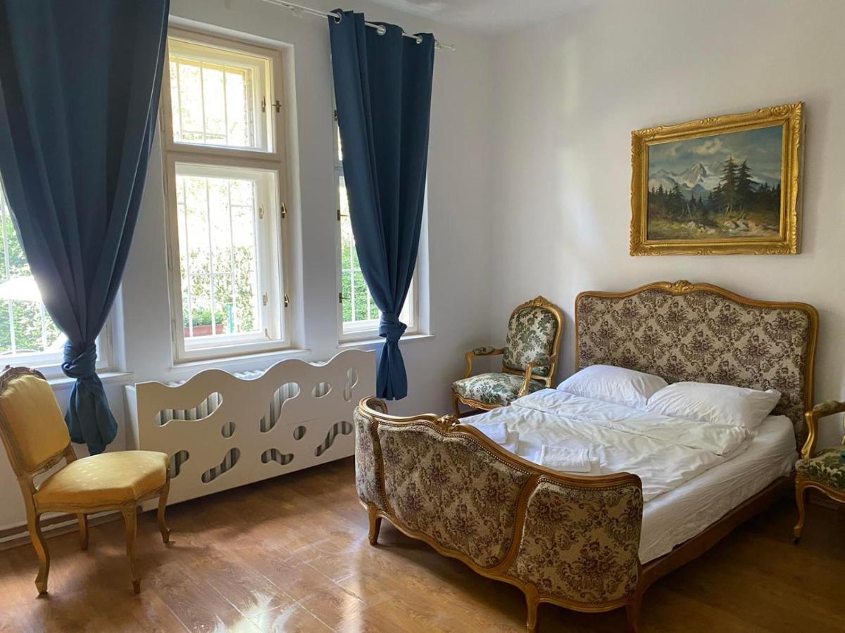 Bank Invest Apartmens - Old Town Apartamento Praga Exterior foto